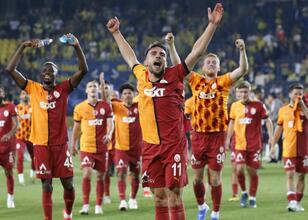 Yunus Akgün’e özel motivasyon: ‘Bayrak sende artık’