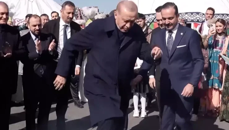 İstanbul’da Nevruz kutlaması! Cumhurbaşkanı Erdoğan, ateşi yakıp üzerinden atladı