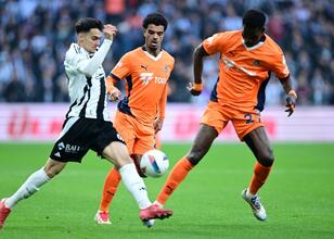 Beşiktaş’ta Mustafa Hekimoğlu’ndan bir ilk!