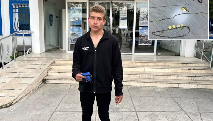 Kağıt toplayıcısı bulduğu ziynet eşyalarını teslim etti, polis restoranda işe yerleştirdi