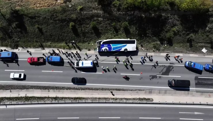 Yolcu otobüsü devrildi: 1 ölü, 5 yaralı
