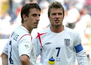 Beckham ve Neville’den Salford City hamlesi!