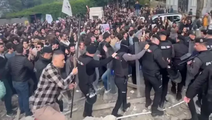 Boğaziçi Üniversitesi’nde göstericiler polise saldırdı: 13 polis yaralandı, 97 gözaltı