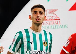 Demir Ege Tıknaz, Rio Ave’de ayın oyuncusu seçildi!
