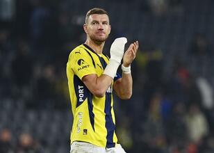 Edin Dzeko’dan Fiorentina’ya cevap: ‘Önceliğim Fenerbahçe’