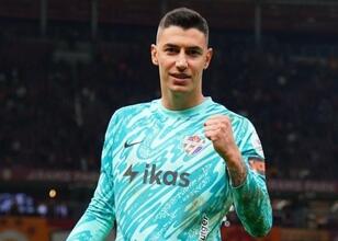 Eyüpspor’da Berke Özer’e yeni sözleşme!