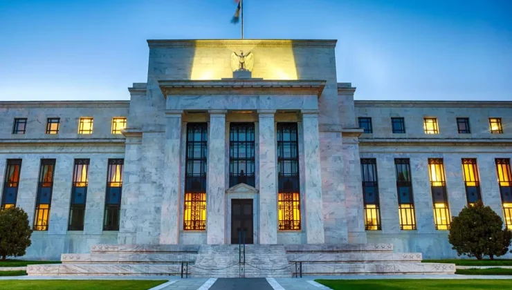 FED, faizi 4.50 seviyesinde sabit tuttu