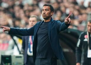 Giovanni van Bronckhorst’tan Leeds United açıklaması!