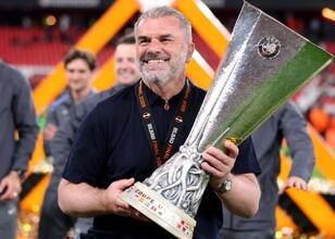 İngilizler, Postecoglou’yu ‘kahraman’ ilan etti
