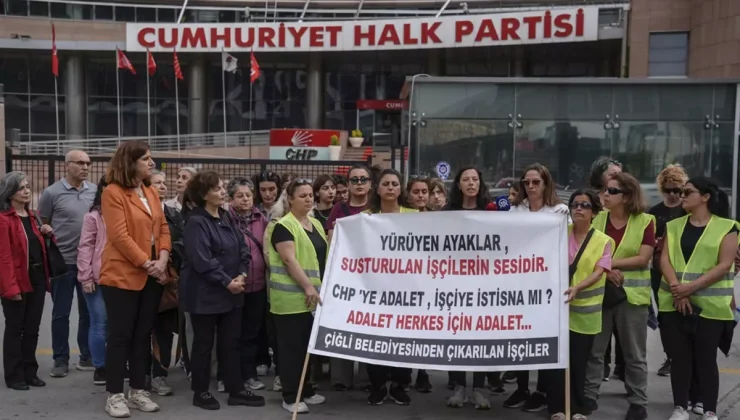 İşten çıkarılan Çiğli Belediyesi işçilerinden CHP Genel Merkezi önünde eylem