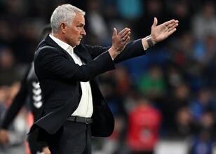 Jose Mourinho, 31 farklı 11 seçti!