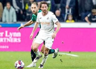 Liverpool ve Galler’in eski yıldızı Joe Allen futbolu bırakıyor!