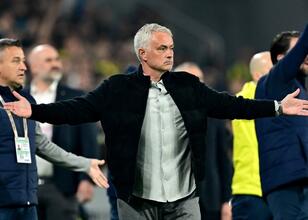 Mourinho’nun kaderi 5 maça bağlı!