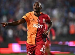 Okan Buruk’a Osimhen sözü: ‘Ayrılsa bile…’