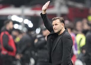 Okan Buruk’tan oyuncularına uyarı: ‘Kupayı Unutmayın’