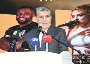 Serdal Adalı’dan Malatya’da Anlamlı Mesaj