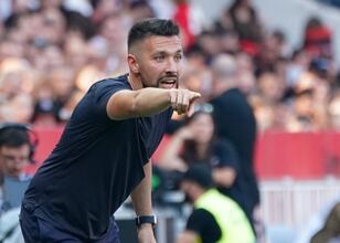 Tottenham’da Farioli sürprizi
